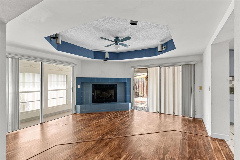 436 MANOR BOULEVARD, PALM HARBOR, FL — photo 5 of 25