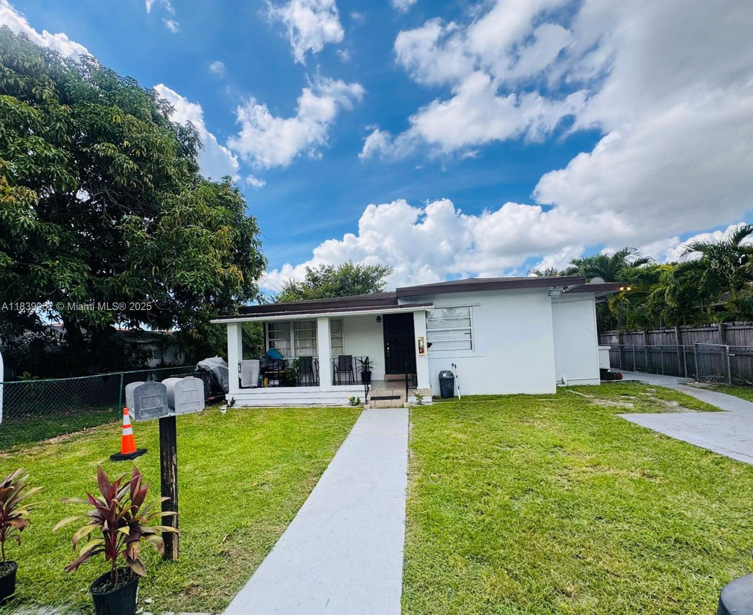7230 NW 3rd St, Miami FL 33126
