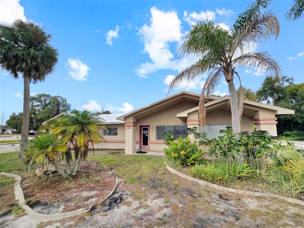 600 N EUSTIS STREET, EUSTIS, FL — photo 2 of 9