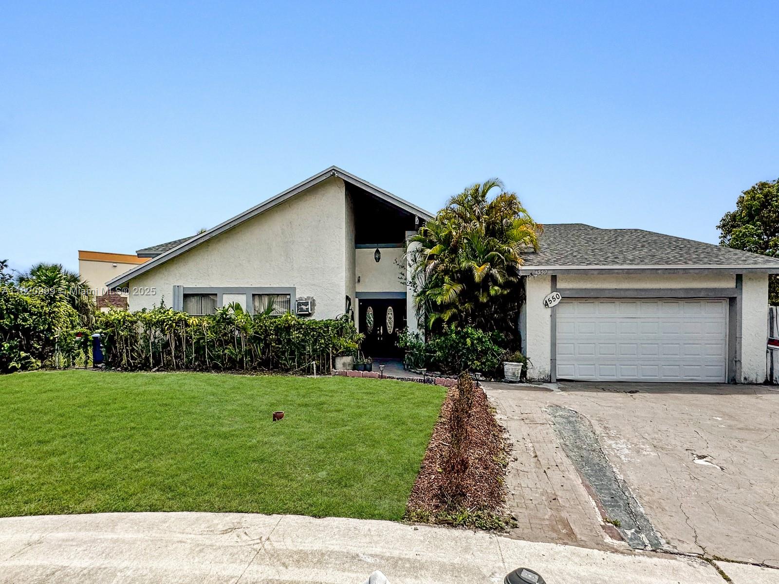 4550 NW 65th Way, Lauderhill FL 33319
