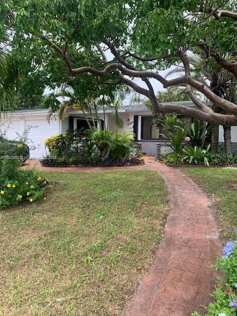 15605 NW 2nd Ct, Miami FL 33169