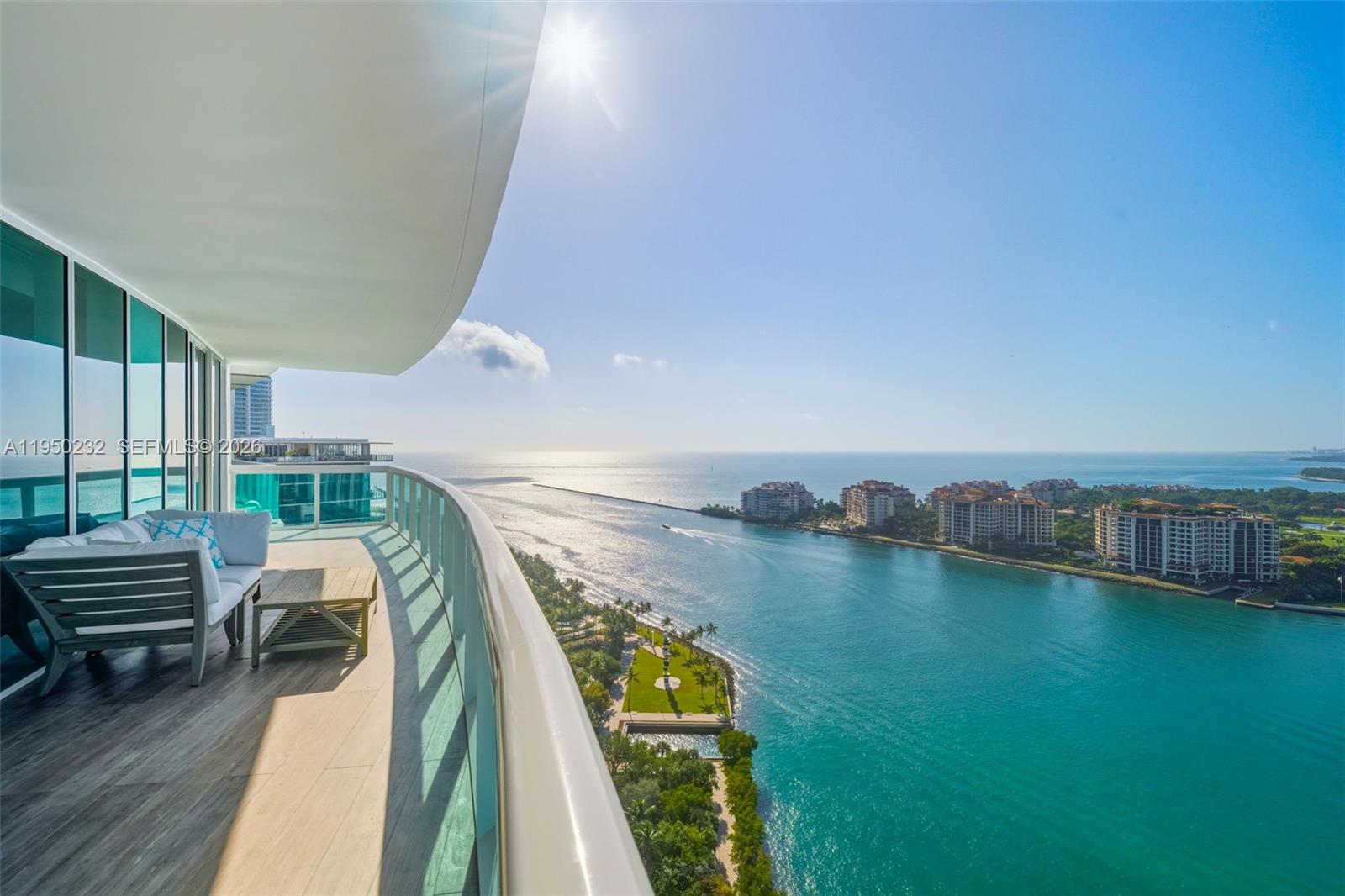 1000 S Pointe Dr # 2802, Miami Beach FL 33139