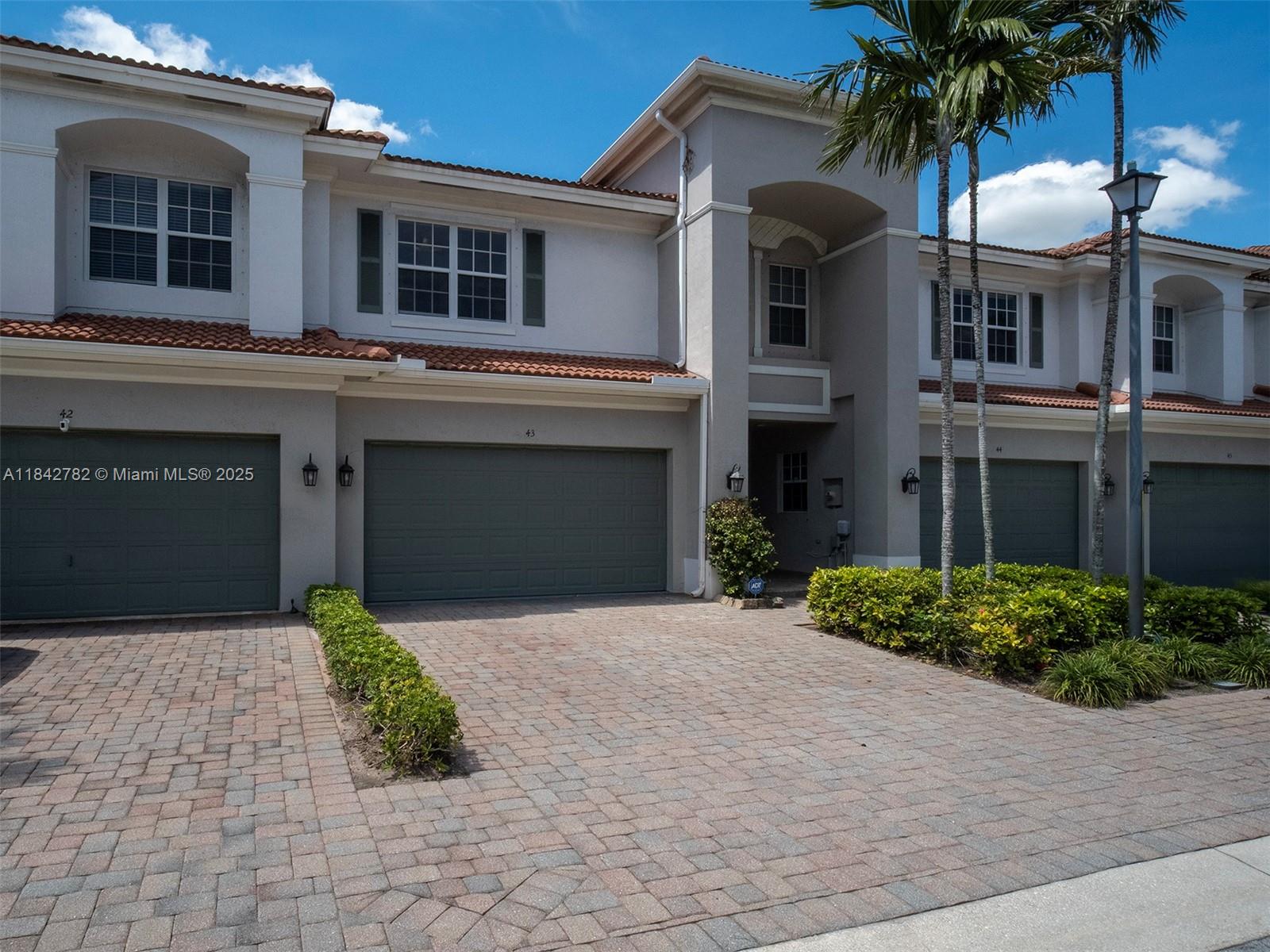 43 Lancaster Rd, Boynton Beach FL 33426