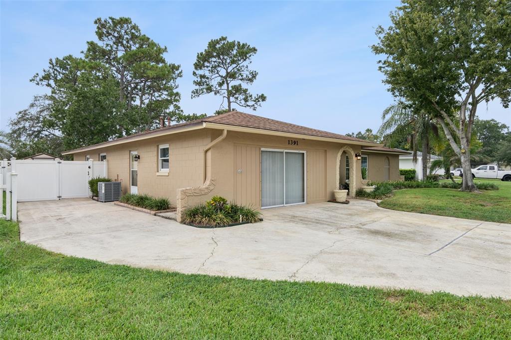 1391 AVALON BOULEVARD, CASSELBERRY, FL — photo 2 of 30