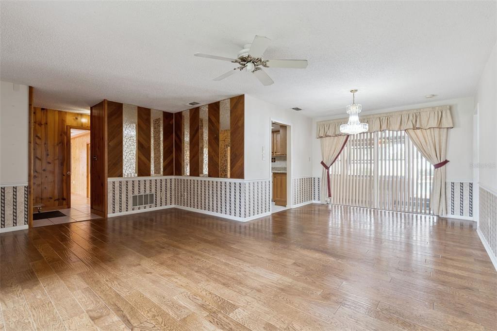 1391 AVALON BOULEVARD, CASSELBERRY, FL — photo 5 of 30