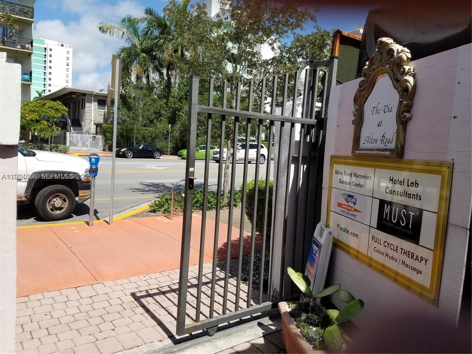 1239 Alton Rd, Miami Beach FL 33139