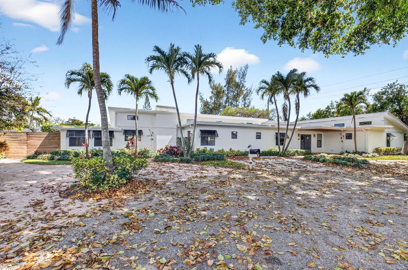 245 Seacrest Lane, Delray Beach FL 33444