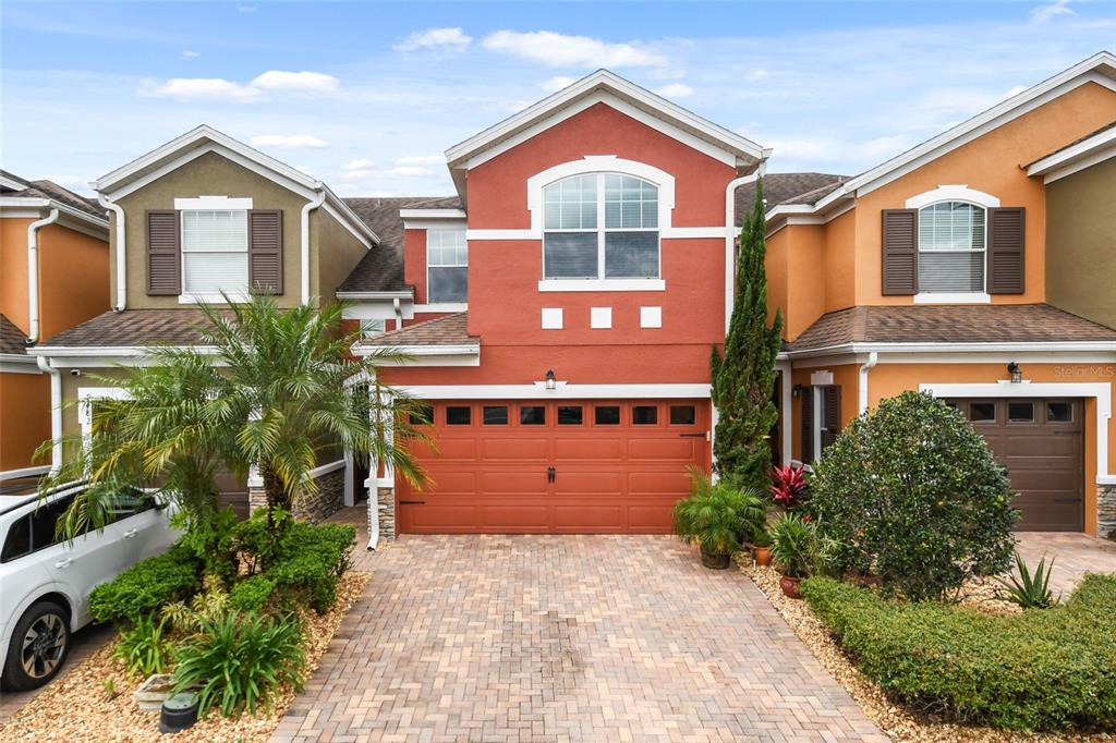 9478 SILVER BUTTONWOOD STREET
