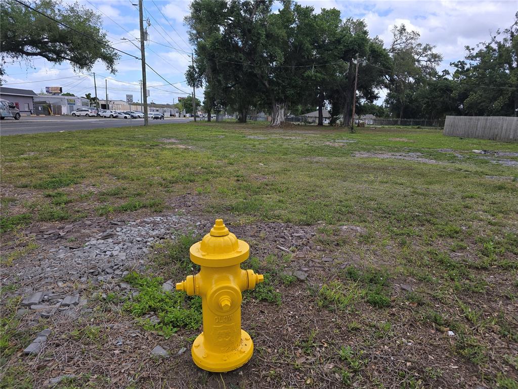 904 26TH AVENUE E, BRADENTON, FL — photo 5 of 8