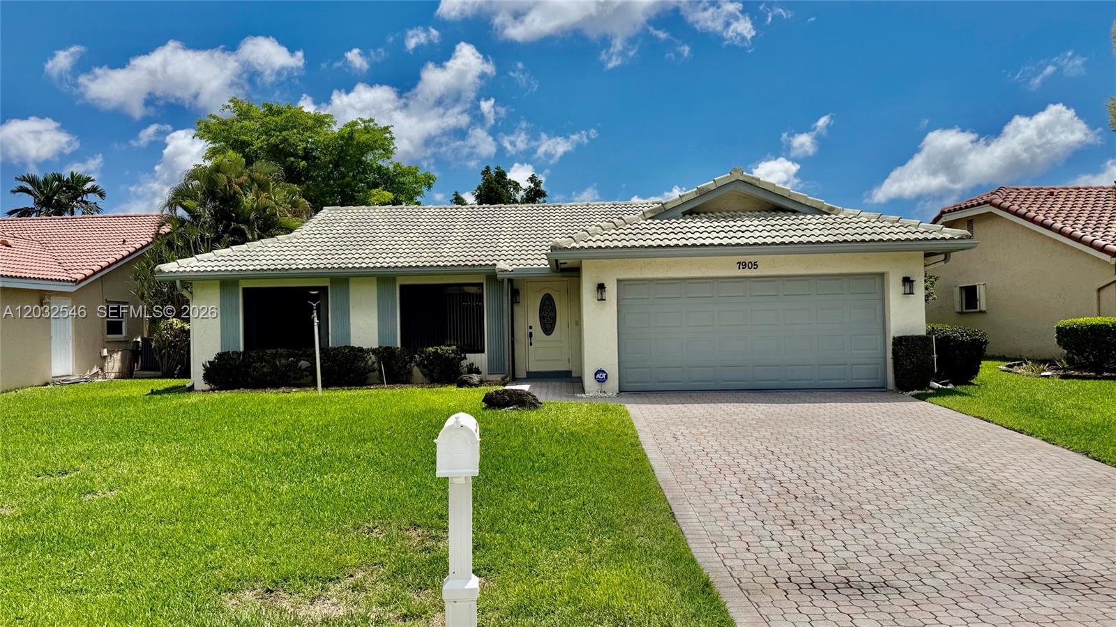 7905 Cloverfield Cir, Boca Raton FL 33433