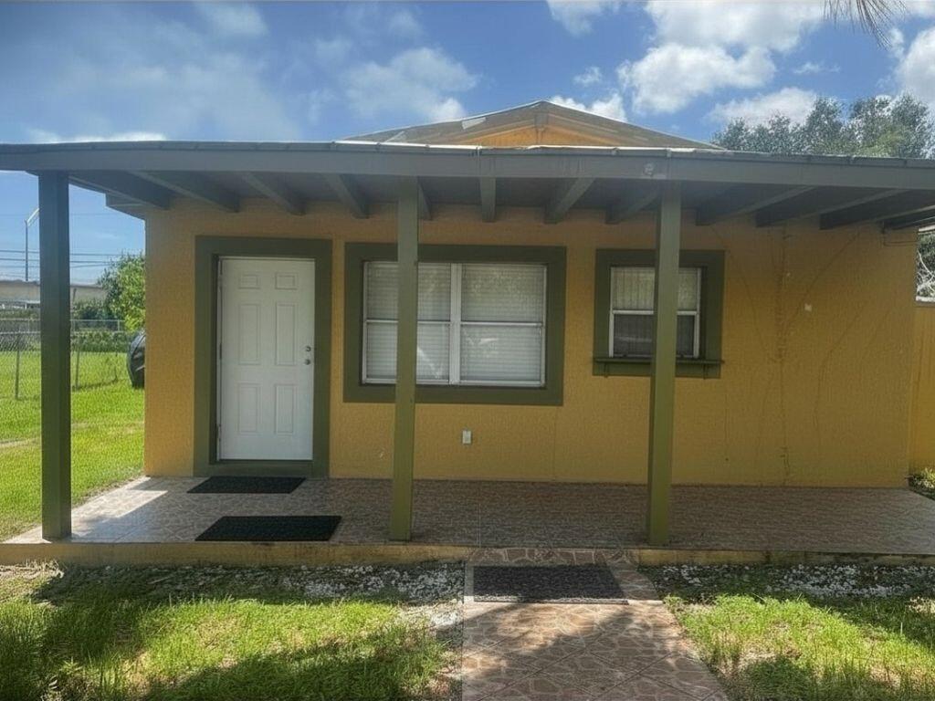 4100 SW 28th Street, West Park FL 33023