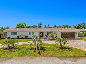2070 NE 27th Street, Lighthouse Point FL 33064