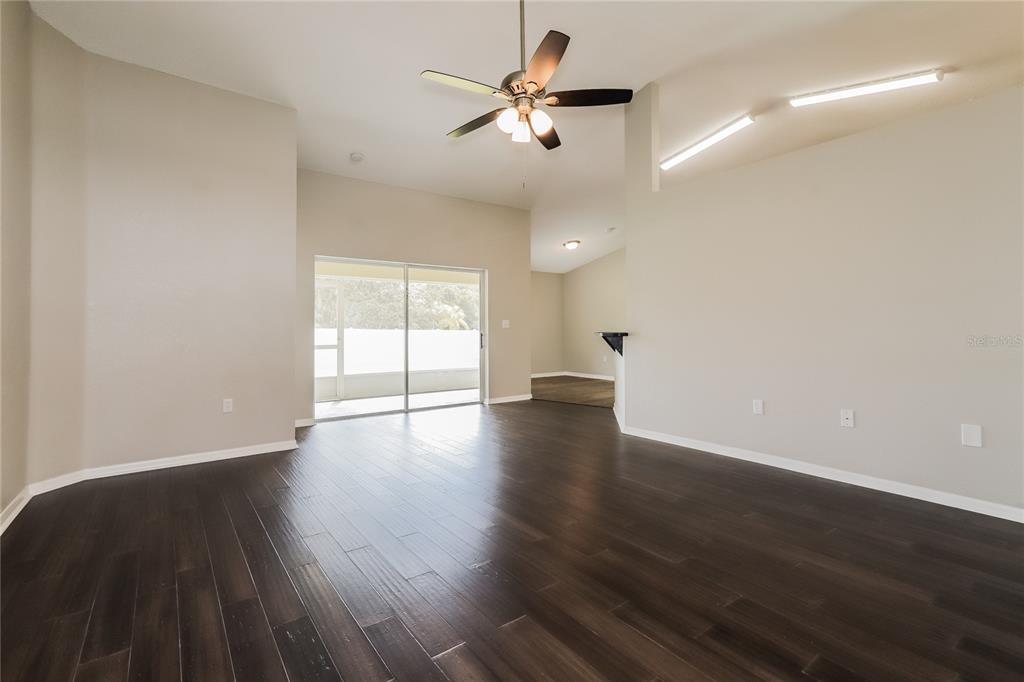 3407 IMPERIAL MANOR WAY, MULBERRY, FL — photo 3 of 15