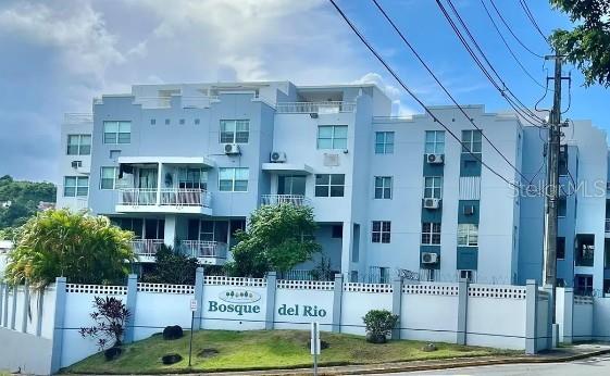 COND BOSQUE DEL RIO UNIT 301