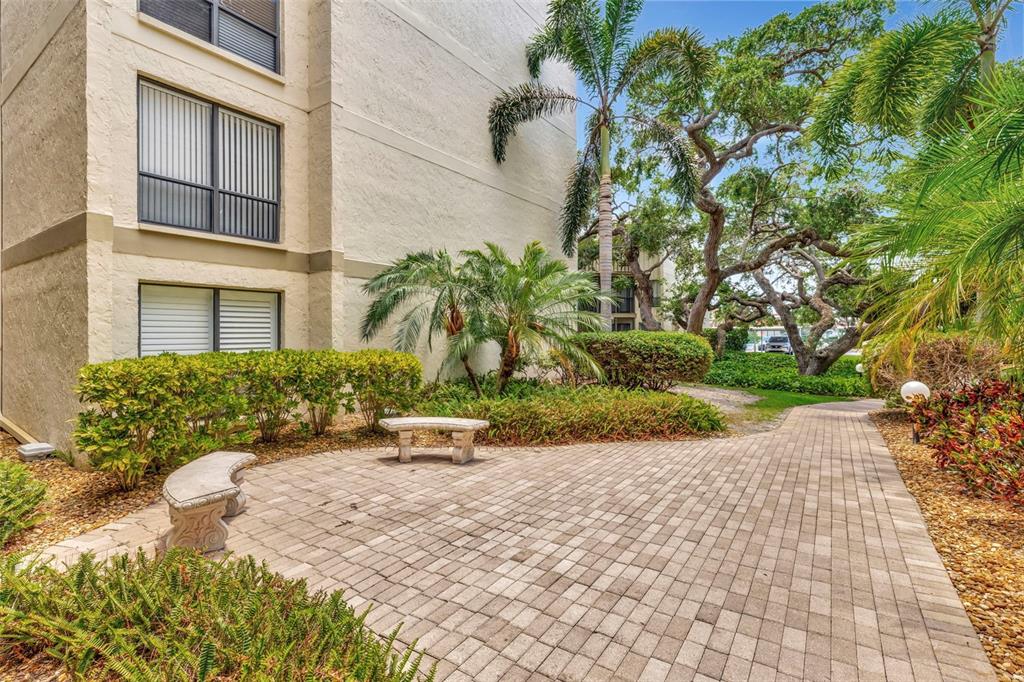 6157 MIDNIGHT PASS ROAD UNIT E24, SARASOTA, FL — photo 4 of 30