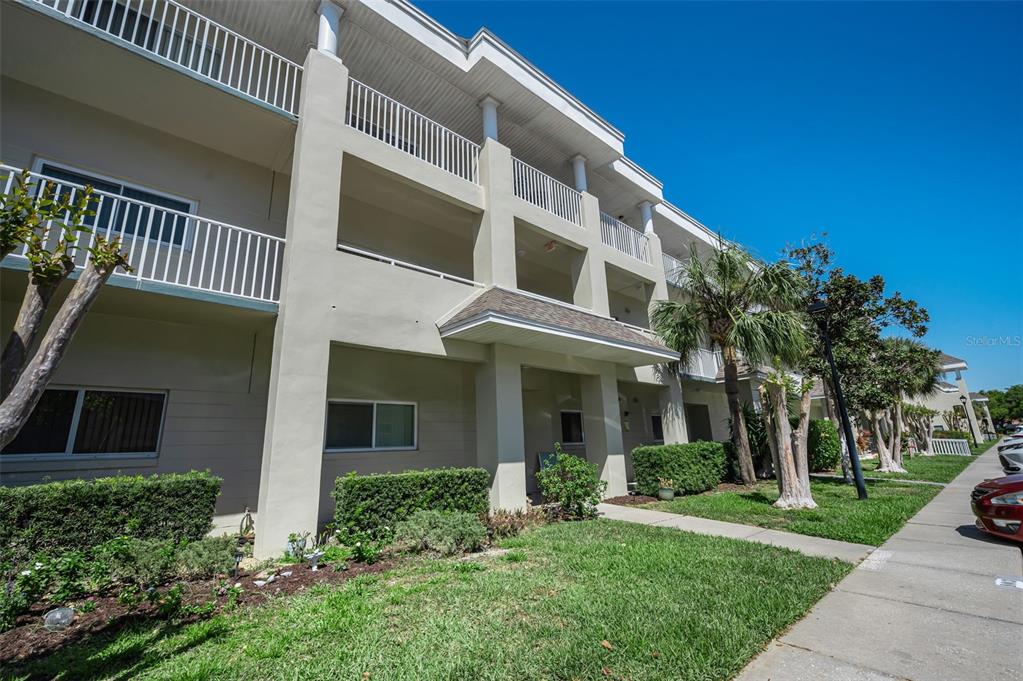 2210 UTOPIAN DRIVE E UNIT 203, CLEARWATER, FL — photo 4 of 30