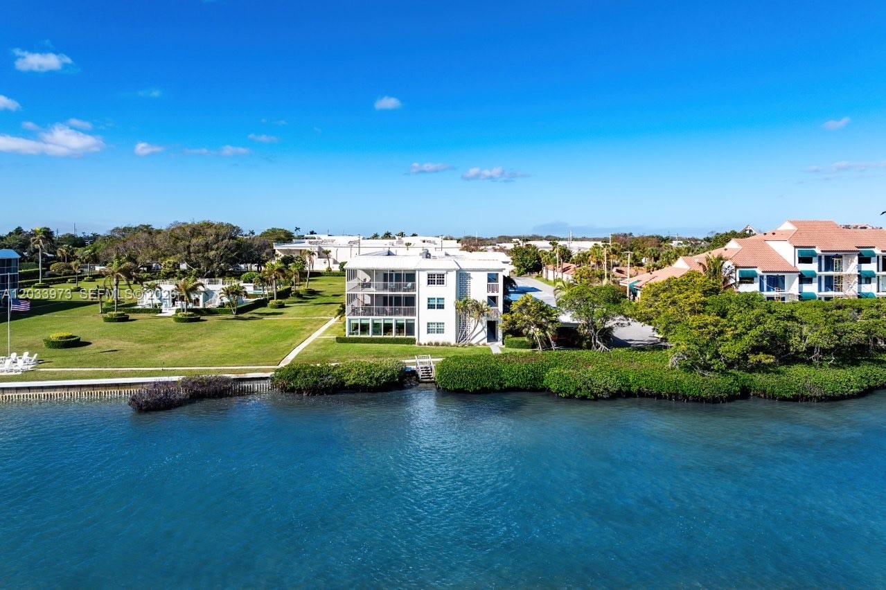 100 Waterway Rd # A306, Tequesta FL 33469