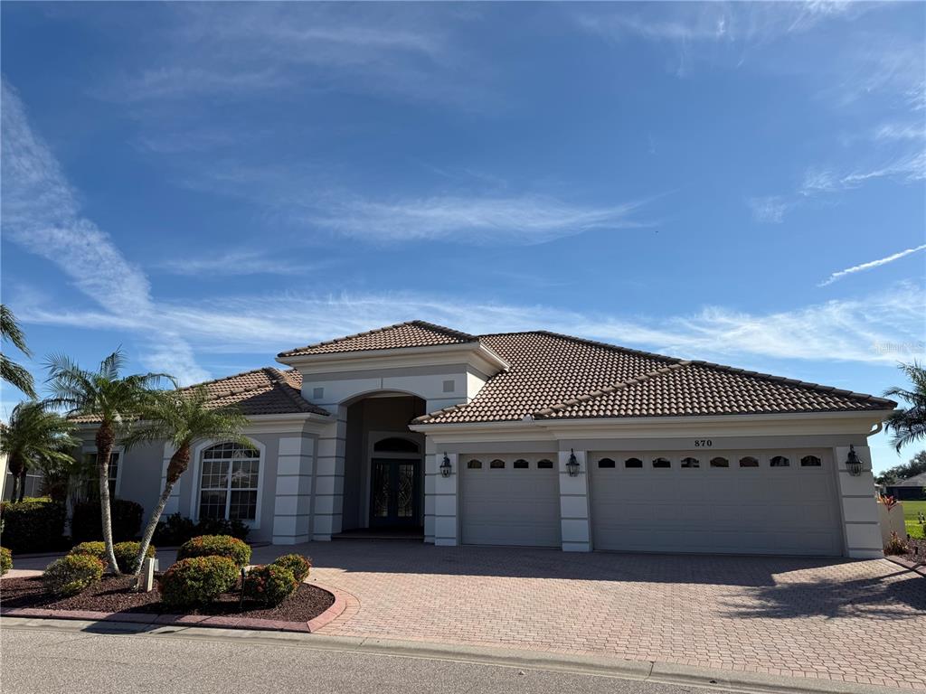 870 MACAW CIRCLE