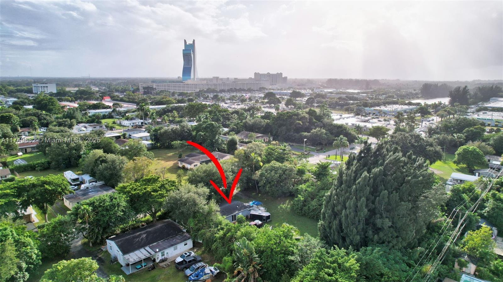 4381 SW 51st St, Dania Beach FL 33314