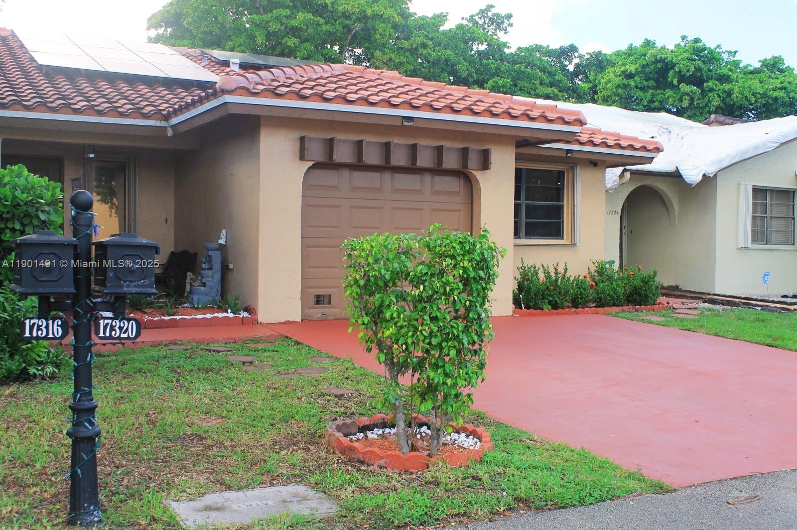 17320 NW 66th Pl, Hialeah FL 33015
