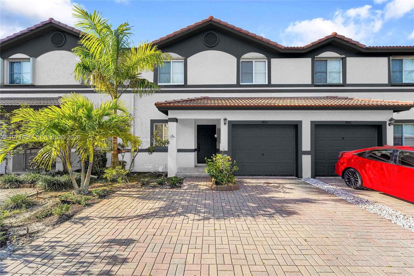 9840 NW 19th Pl, Sunrise FL 33322