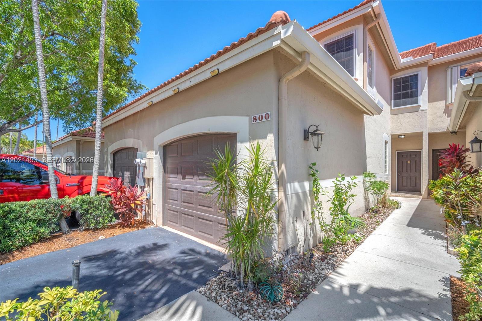 800 Sorrento Dr. # 2, Weston FL 33326