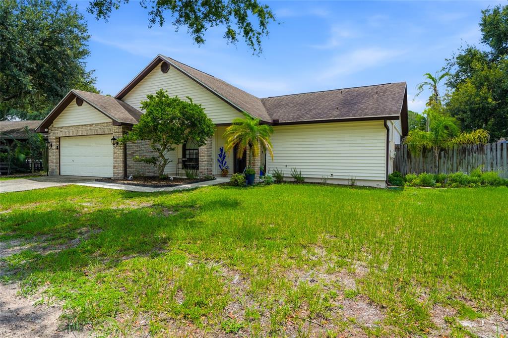 1150 WINDSOR WAY, LUTZ, FL — photo 3 of 30