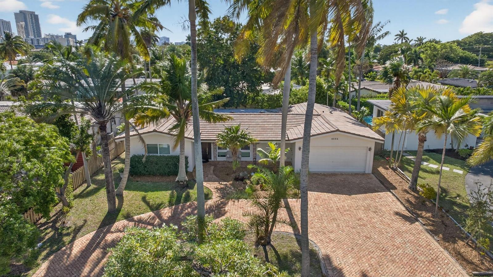 2580 SE 5th Court, Pompano Beach FL 33062