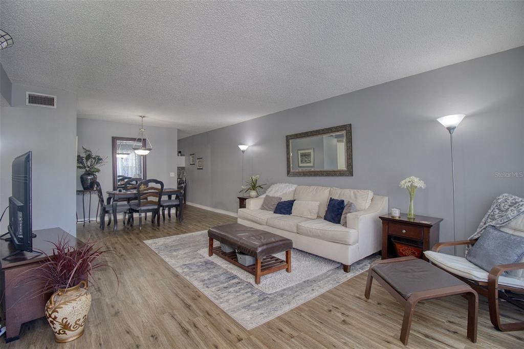 2436 RHODESIAN DRIVE UNIT 32, CLEARWATER, FL — photo 5 of 29