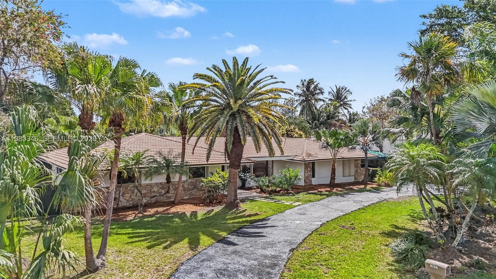 13621 SW 103rd Ave, Miami FL 33176