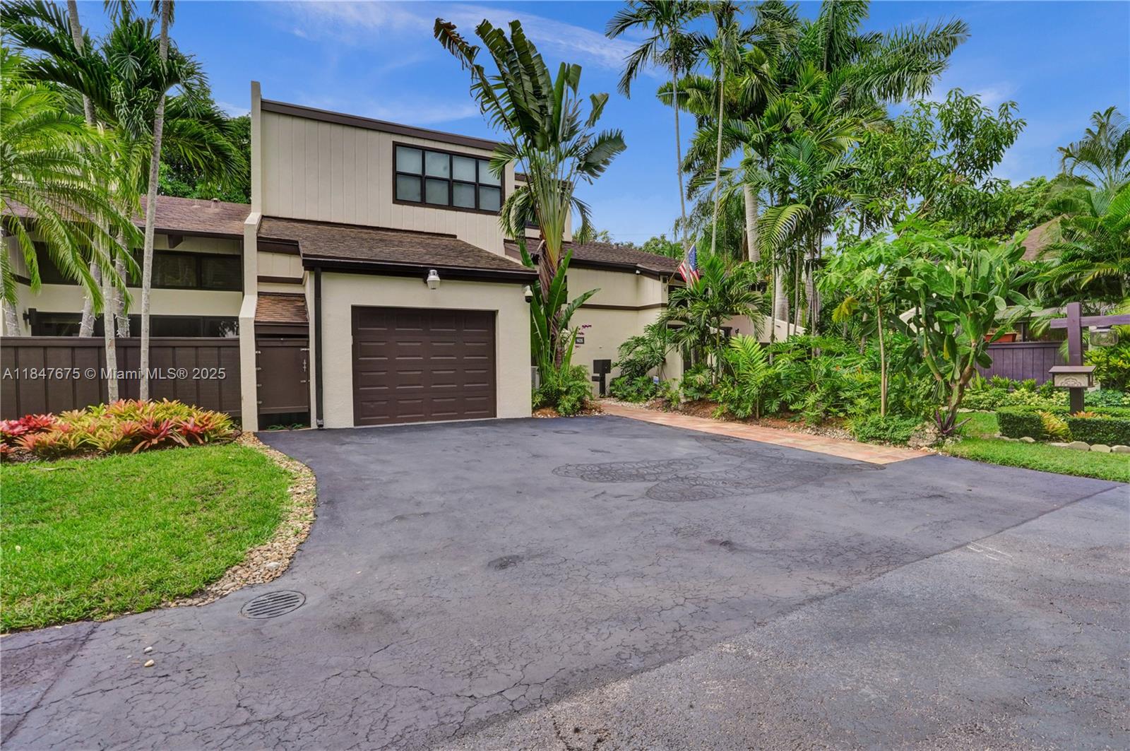 8626 SW 94th St, Miami FL 33156