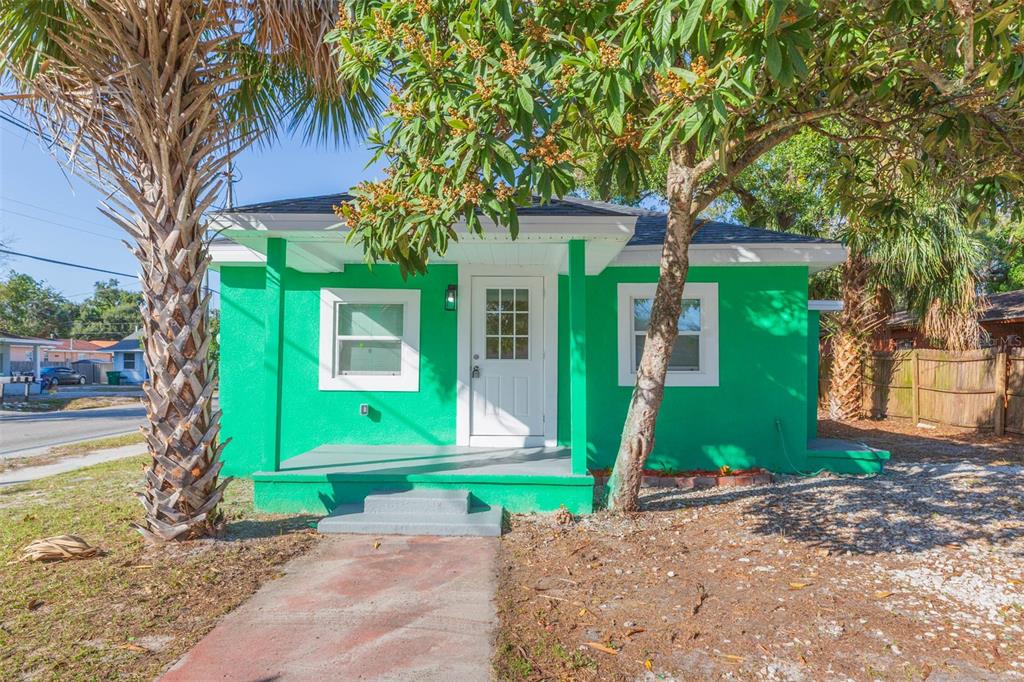 8102 N 14TH