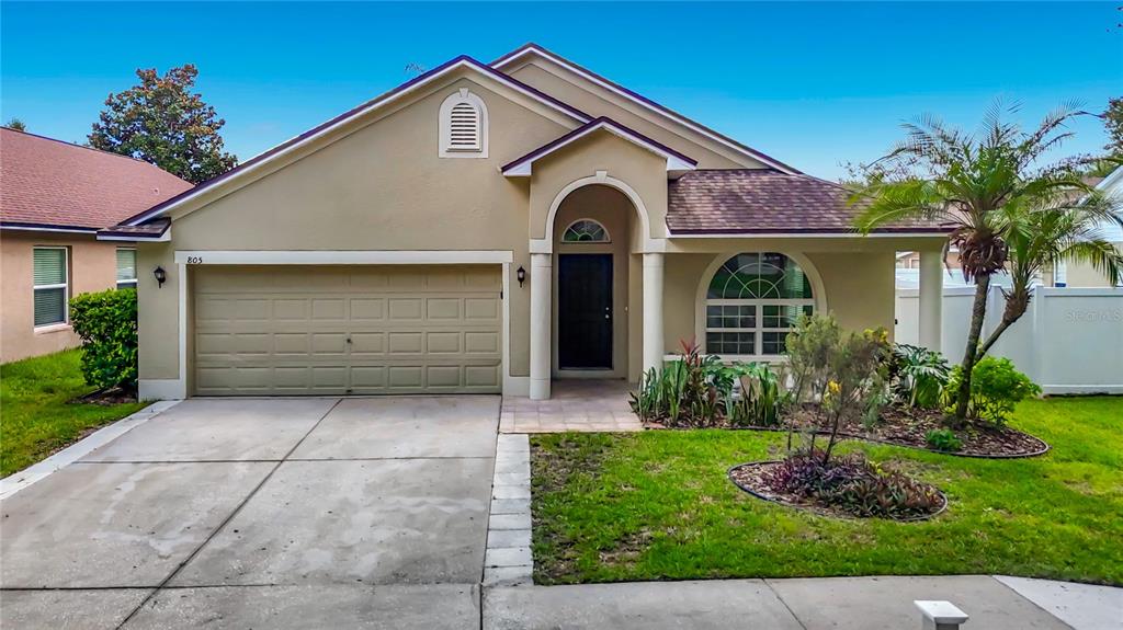805 LESA GLEN PLACE