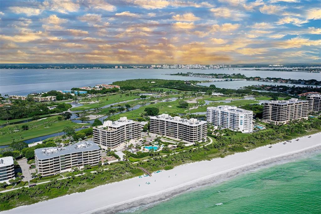 575 SANCTUARY DRIVE UNIT A404