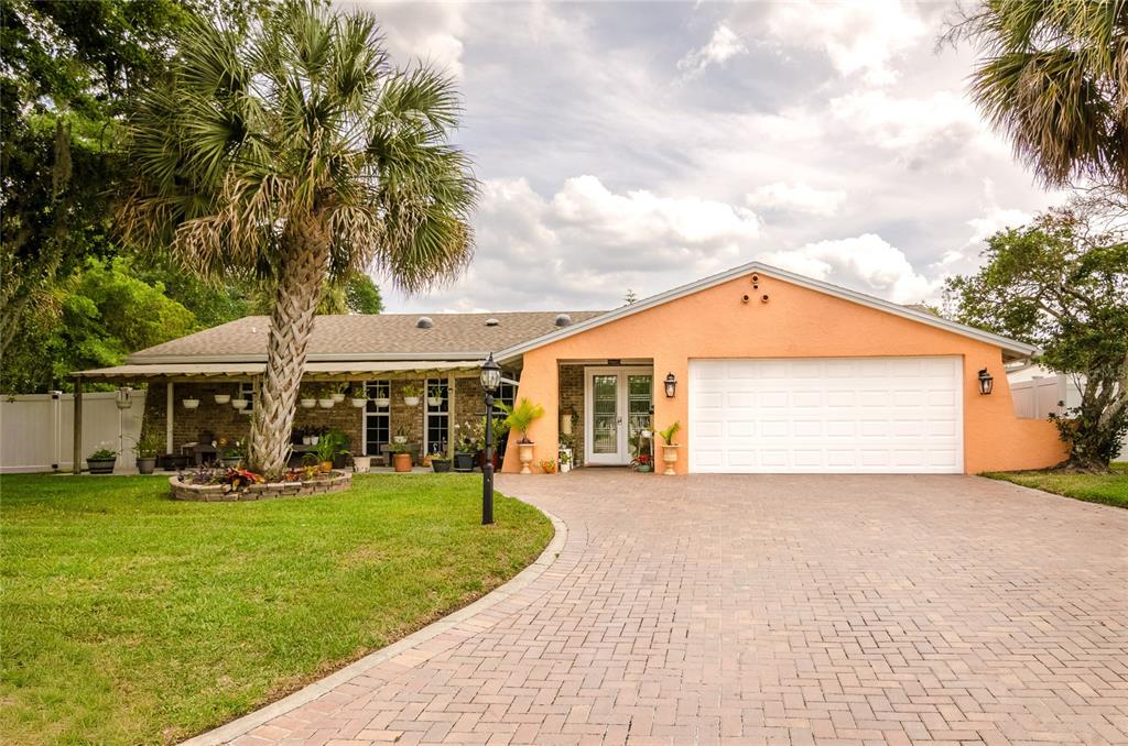 410 SILVER OAK LANE
