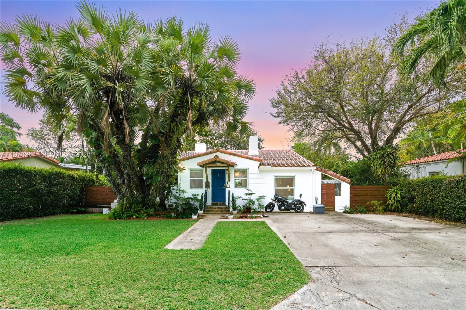640 NE 115th St, Biscayne Park FL 33161