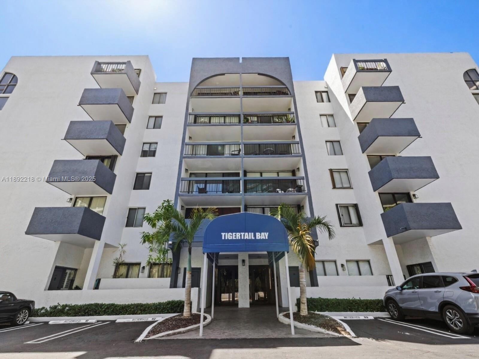 2715 Tigertail Ave # 403, Coconut Grove FL 33133
