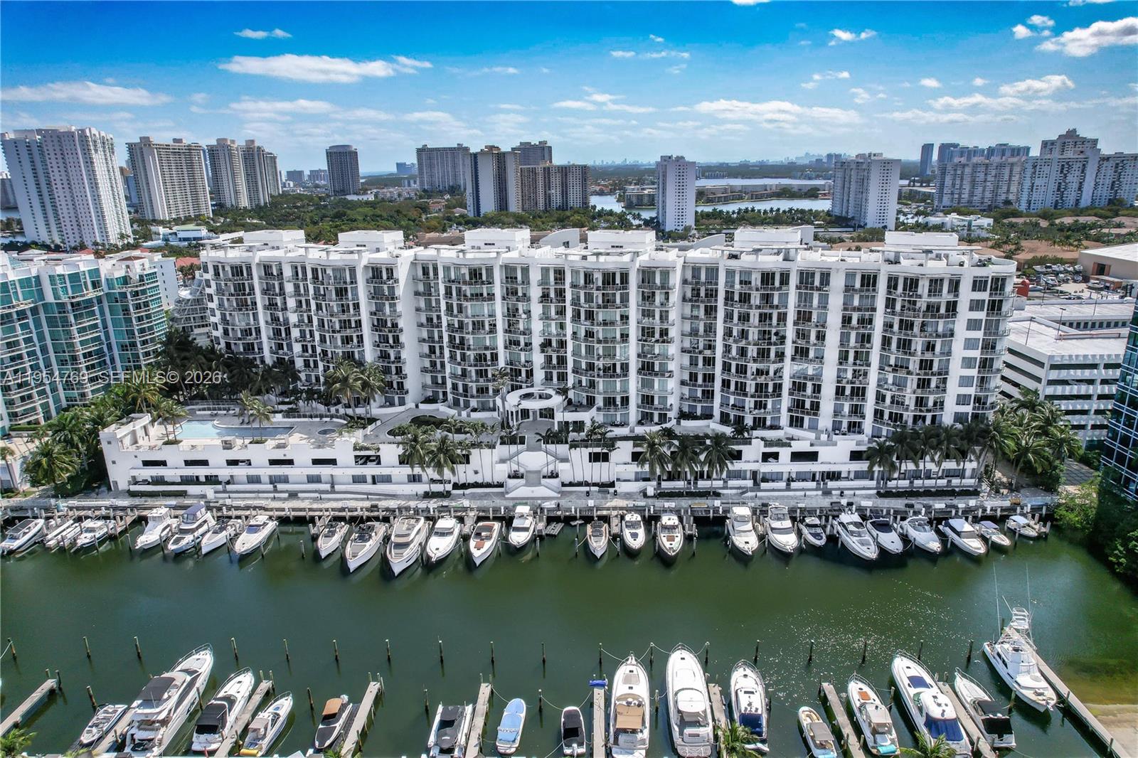 3029 NE 188th St # 319, Aventura FL 33180