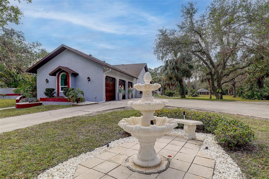 181 S AUBURN ROAD, VENICE, FL — photo 3 of 30