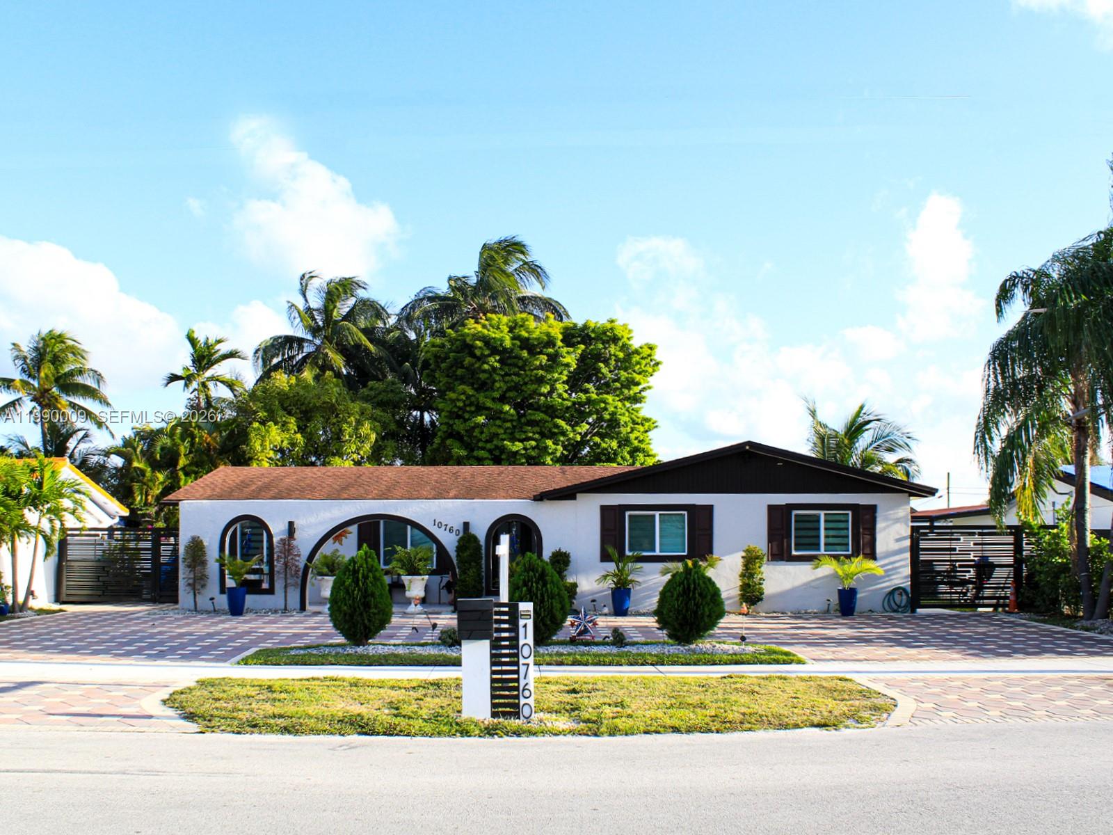 10760 SW 28th St, Miami FL 33165