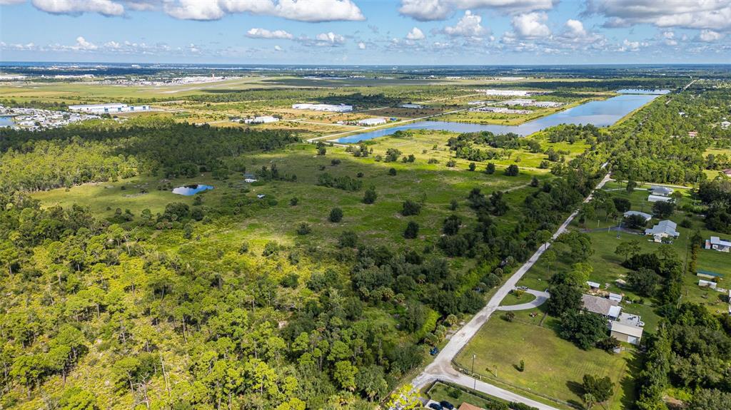 27580 JONES LOOP RD, PUNTA GORDA, FL — photo 4 of 20