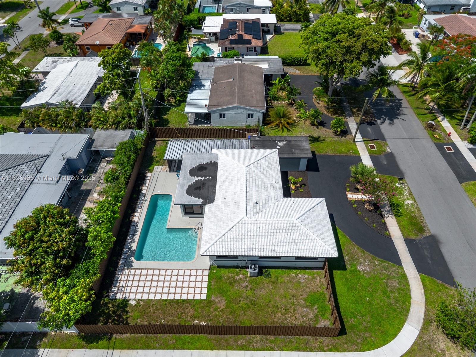 1157 SW 4th Ave, Pompano Beach FL 33060