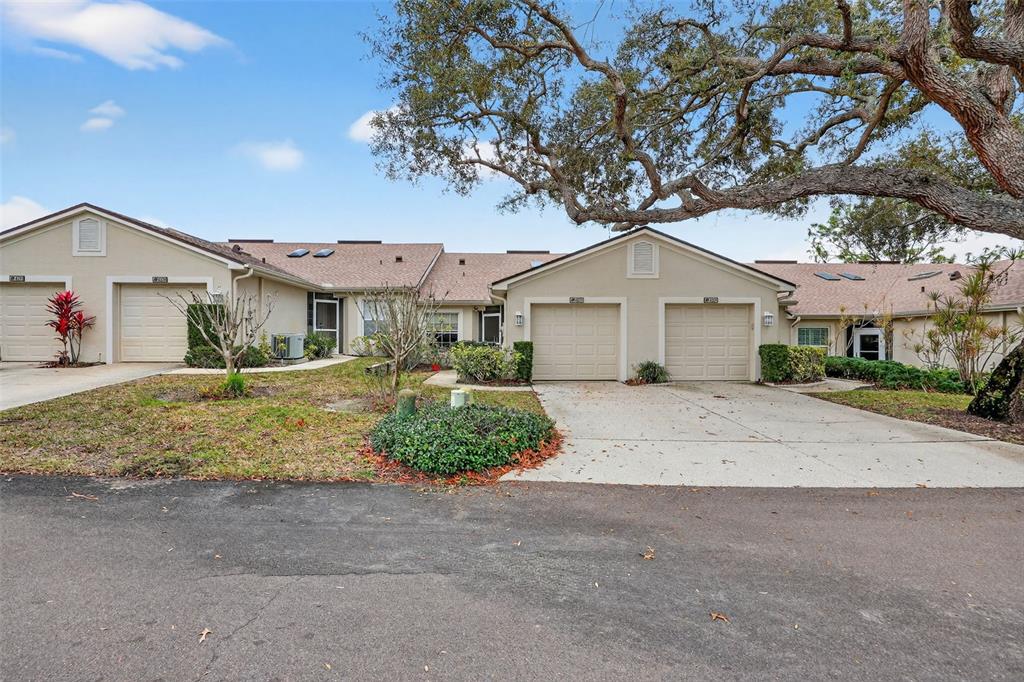 4207 CHESTERFIELD CIRCLE