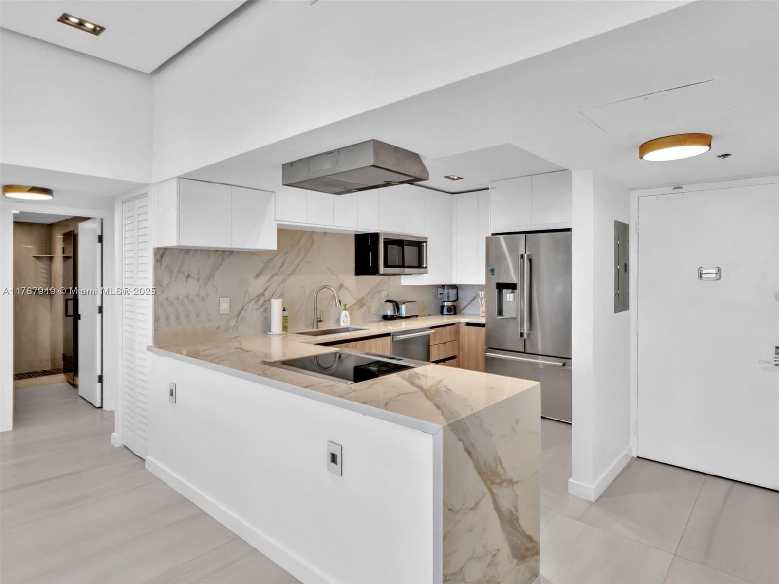 20301 W Country Club Dr, Aventura FL 33180