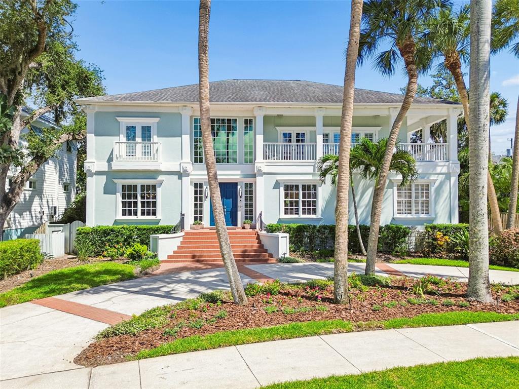 814 S BAYSIDE DRIVE