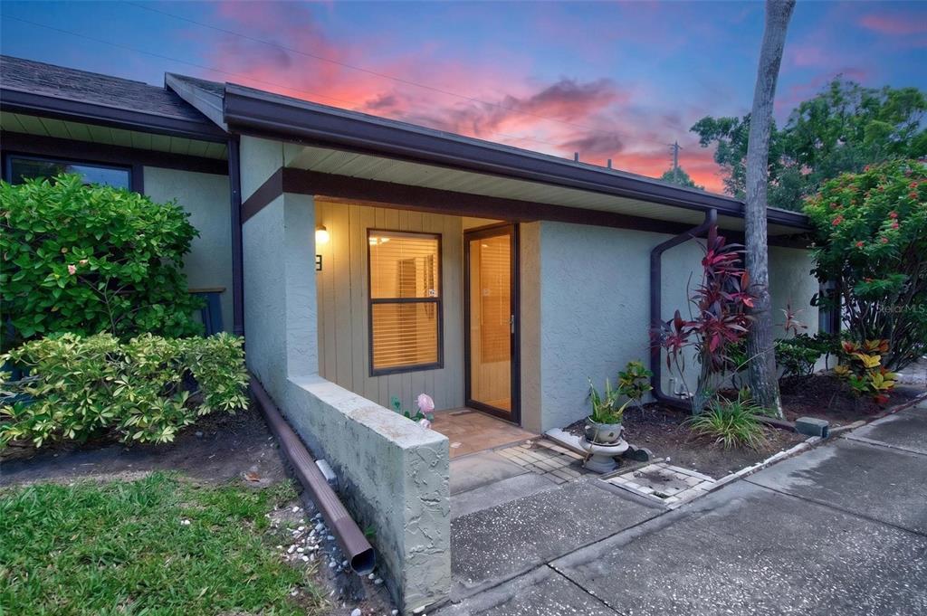 1311 POWDERPUFF DRIVE UNIT 1009