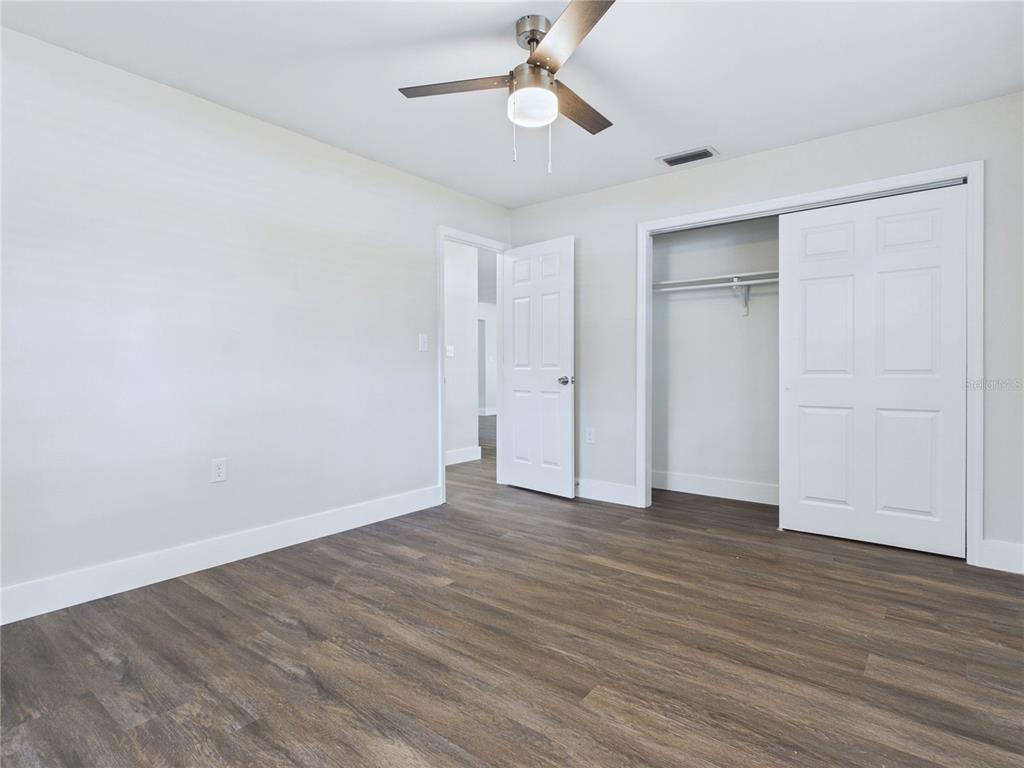 457 WATER ROAD, OCALA, FL — photo 4 of 21