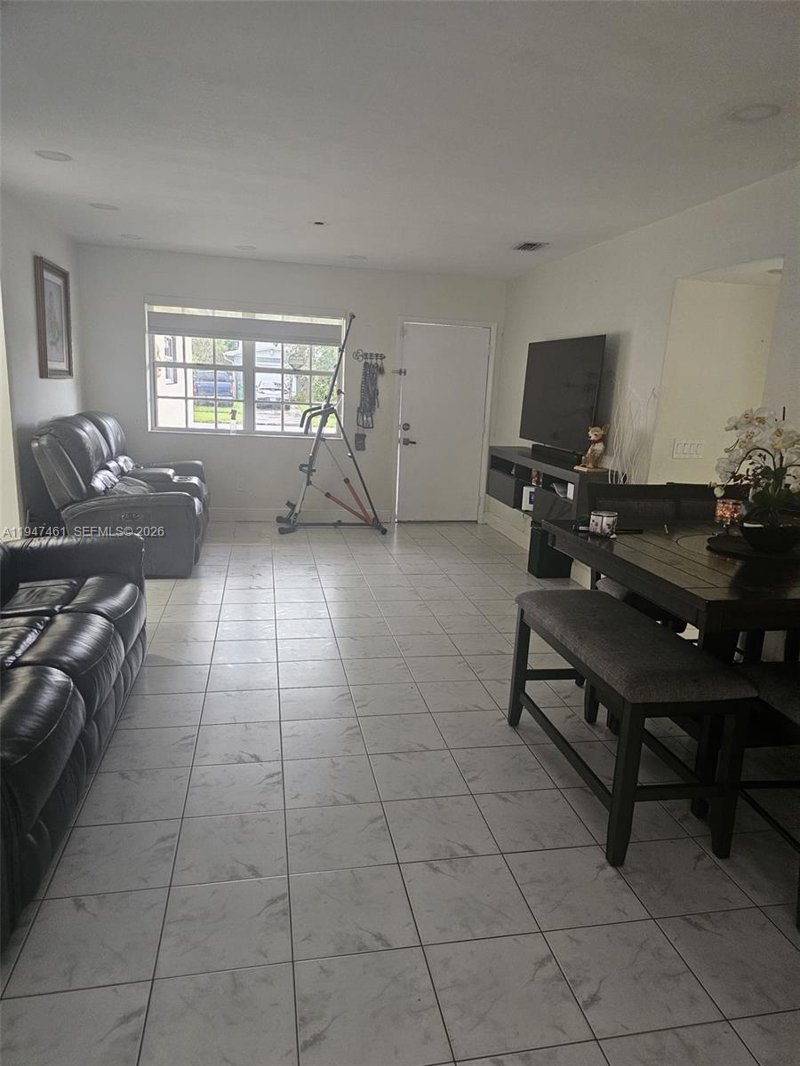 8930 SW 197th Ter, Cutler Bay FL 33157