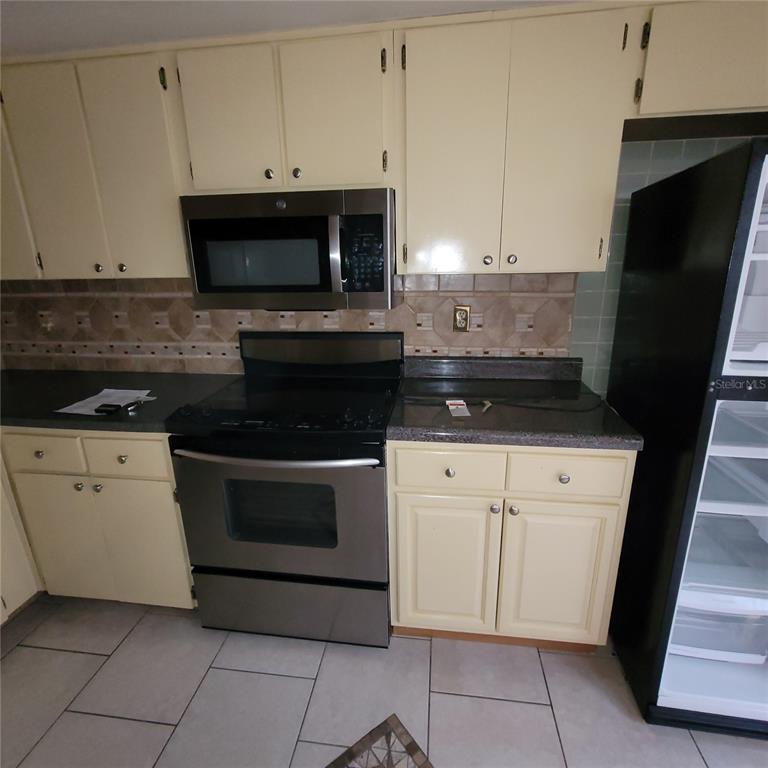 11224 VERSAILLES LANE UNIT 11224, PORT RICHEY, FL — photo 5 of 18