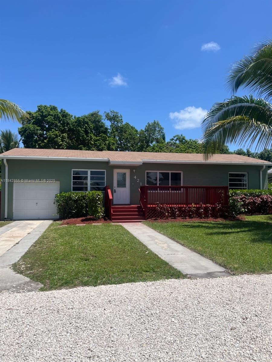 421 NW 150th St, Miami FL 33168